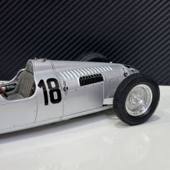 1:18 Auto Union Typ C European Championship Winner 1936  - CMC