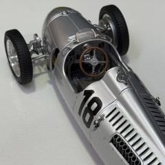 1:18 Auto Union Typ C European Championship Winner 1936  - CMC