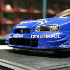 1:18 Nissan Skyline R34 GT-R 2002 Suzuka Winner Calsonic - Autoart