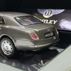 1:18 Bentley Mulsanne 2010 Brodgar - Minichamps Dealer