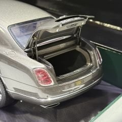 1:18 Bentley Mulsanne 2010 Brodgar - Minichamps Dealer