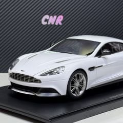 1:18 Aston Martin Vanquish Coupe 2013 White - Autoart