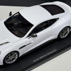 1:18 Aston Martin Vanquish Coupe 2013 White - Autoart