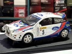 1:18 Ford Focus WRC 2000 Monte Carlo Night Version Mc Rae-Autoart
