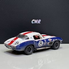 1:18 Corvette Sting Ray Finish Line 1967 Sebring Winner - Exoto