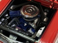 1:18 Ford Mustang GT390 Red 1968 - Autoart