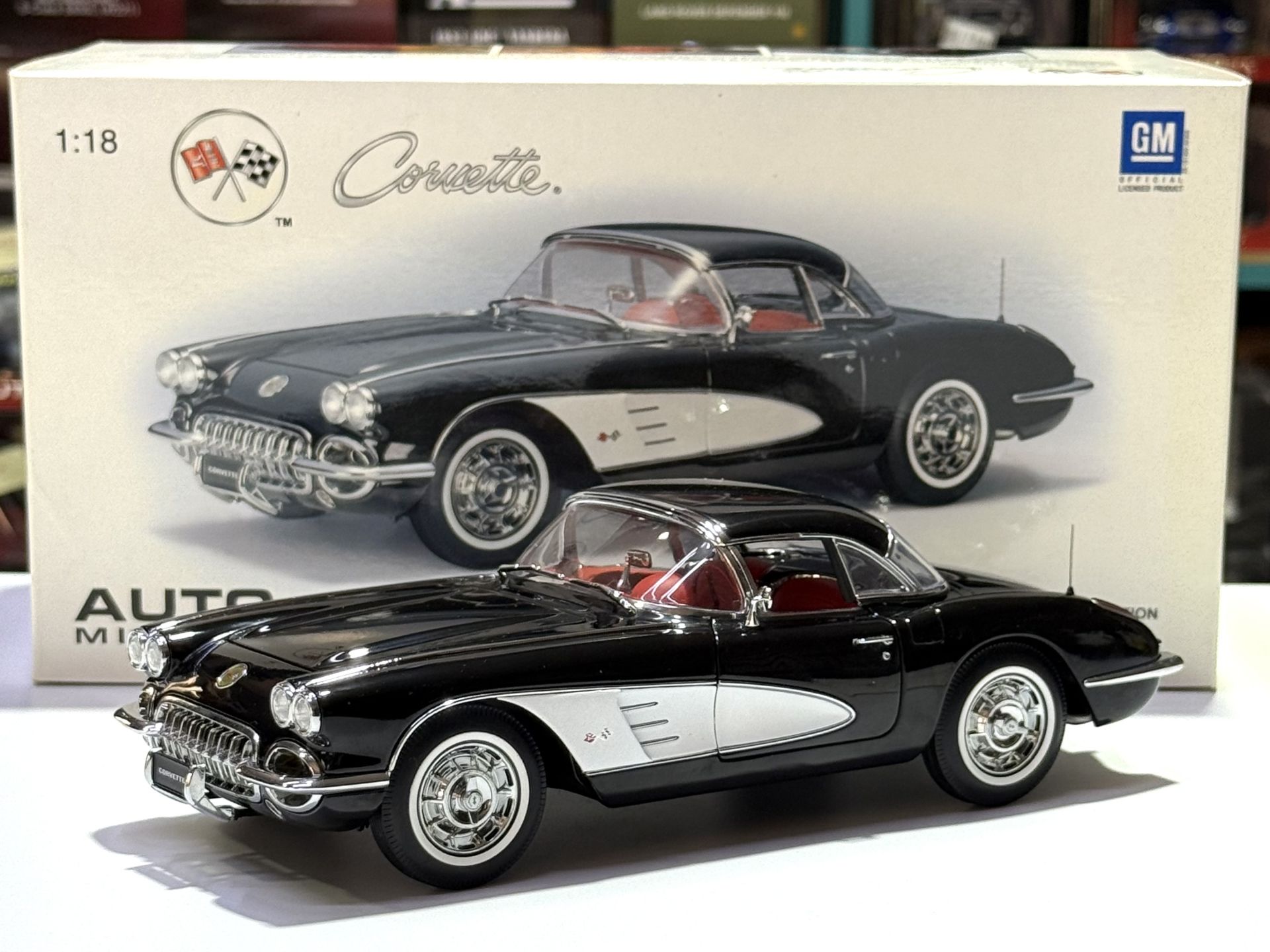 1:18 Chevrolet Corvette C1 1959 Tuxedo Black 71142 - Autoart