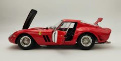 1:18 Ferrari 250 GTO Red 1962 LHD Winner 1000KM Paris - CMC