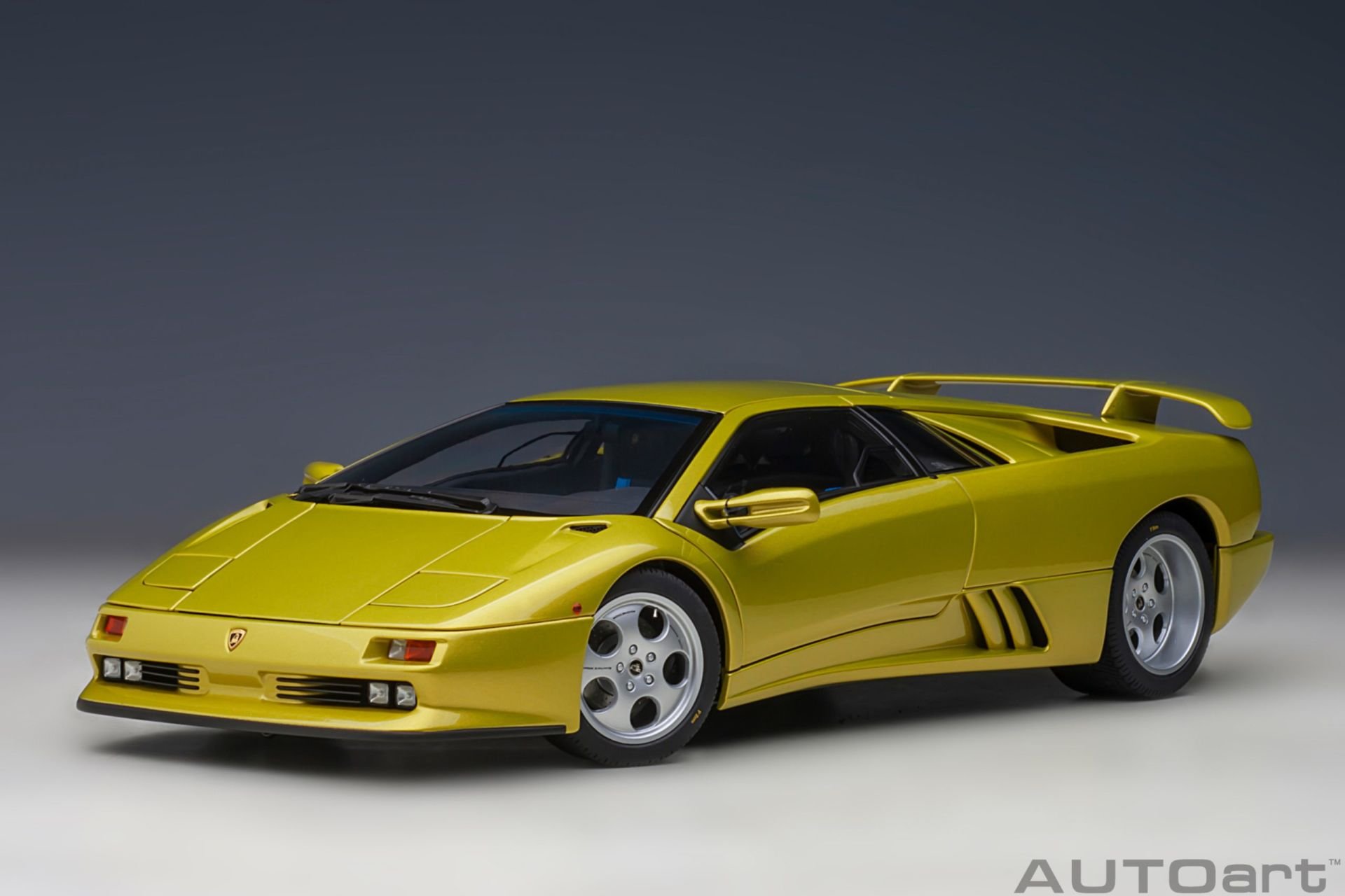 1:18 Lamborghini Diablo SE30 30th Annivesary 1994 - Autoart
