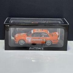 1:18 BMW M3 E30 Jagermeister DTM 1992 Hahne - Autoart