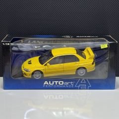 1:18 Mitsubishi Lancer Evo VII 7 Street Car Yellow - Autoart
