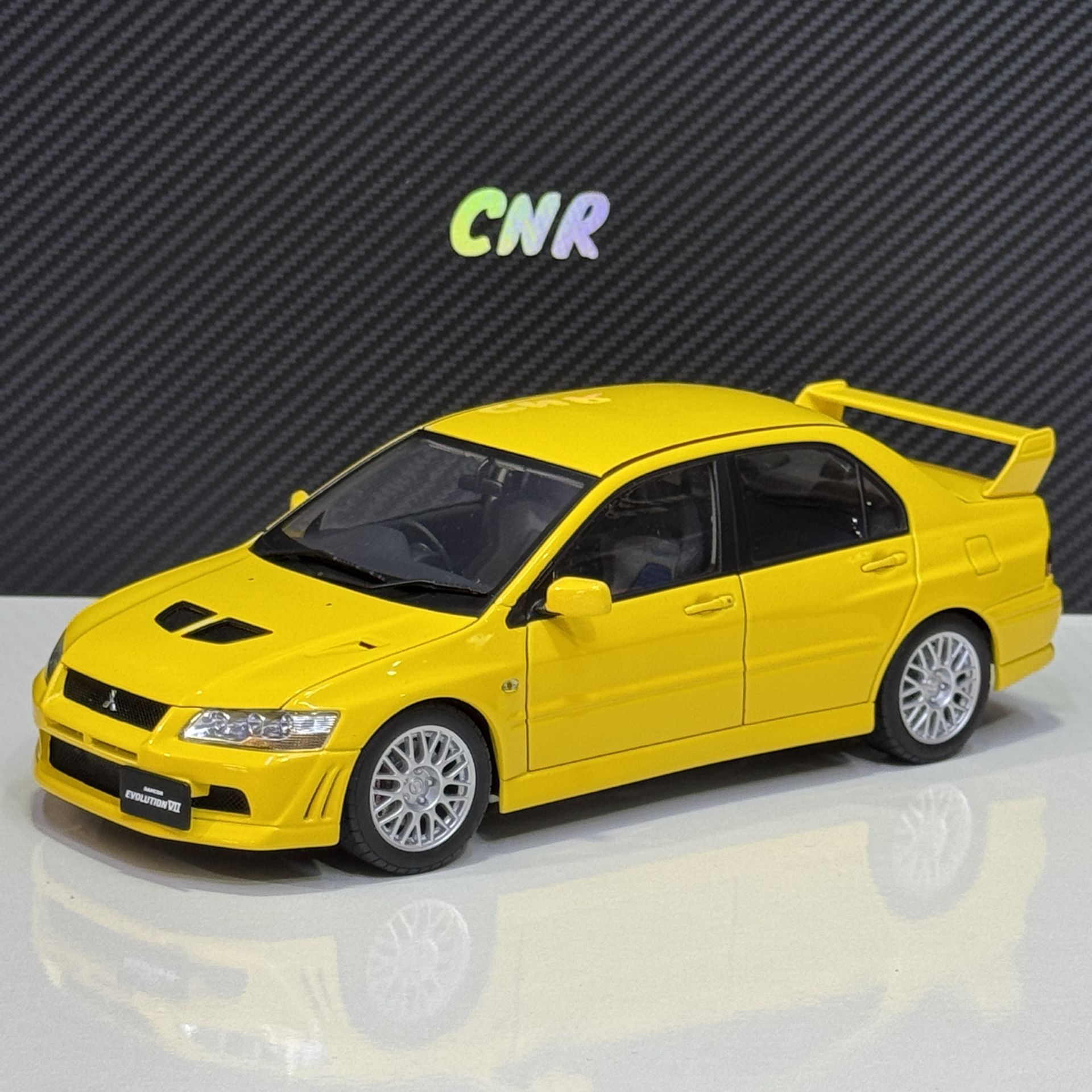 1:18 Mitsubishi Lancer Evo VII 7 Street Car Yellow - Autoart