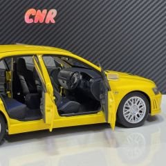 1:18 Mitsubishi Lancer Evo VII 7 Street Car Yellow - Autoart