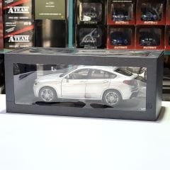 1:18 BMW X4 XDrive F26 Silver 2014 - Paragon