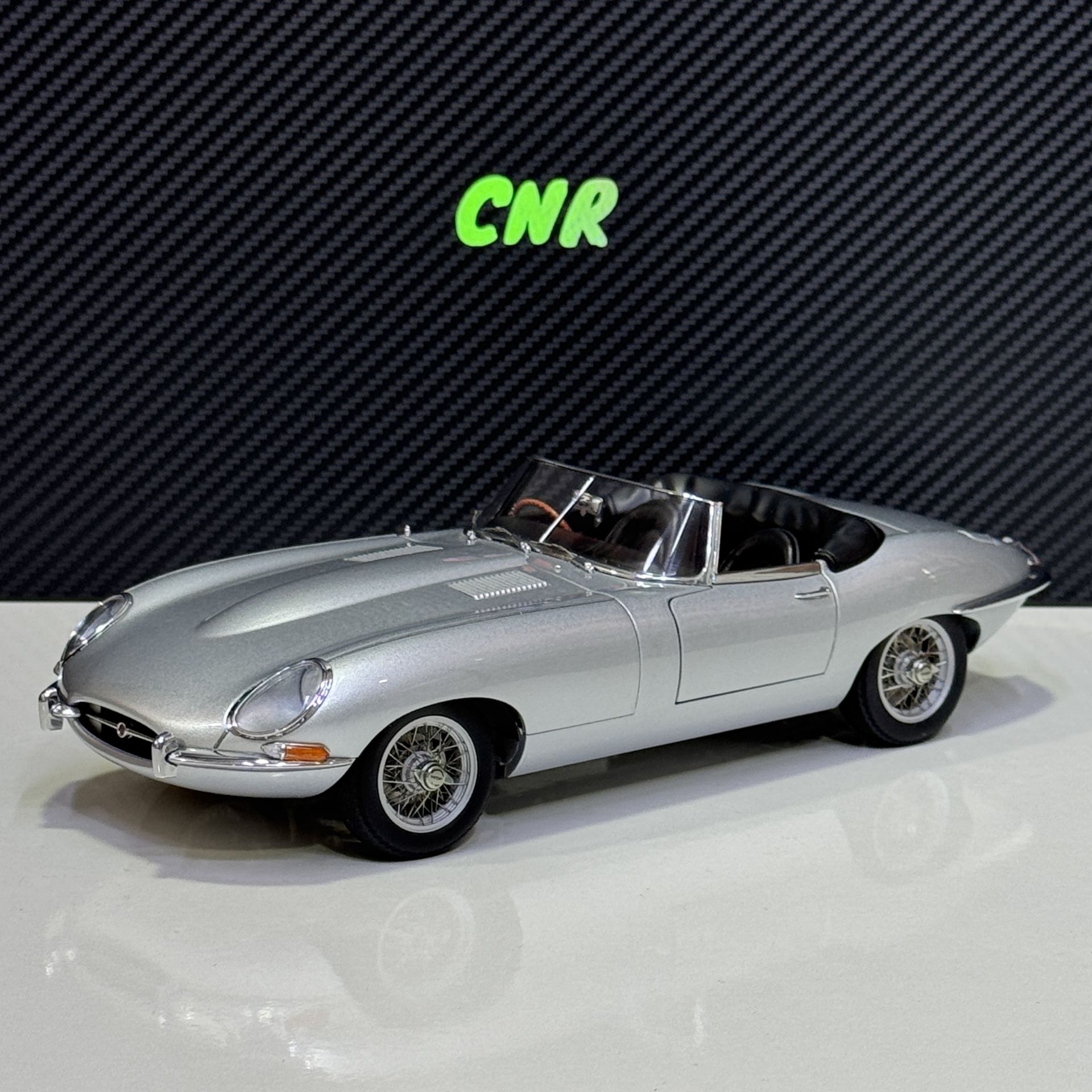 1:18 Jaguar E Type 3.8 Serie 1 Spider 1961 Silver -Autoart