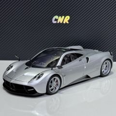 1:18 Pagani Huayra 2012 Silver - Autoart Signature