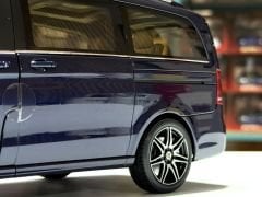 1:18 Mercedes-Benz V Class W447 Navy Blue 2017 - Norev