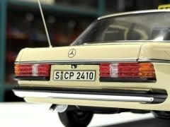 1:18 Mercedes-Benz 200 W123 Taxi Light Ivory  1980 - Norev