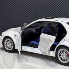 1:18 Mitsubishi Lancer Evo 6 Street Car White - Autoart