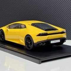 1:18 Lamborghini Huracan LP610-4 Yellow 2014- Autoart
