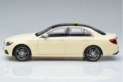 1:18 Mercedes-Benz E Class W213 AMG Line TAXI - I Scale