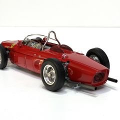 1:18 Ferrari Dino 156 F1 Sharknose World Champ. 1961- CMC