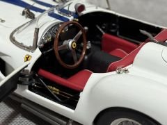 1:18 Ferrari 250 Testa Rossa Pontoon 1958 Le Mans Erickson - CMC