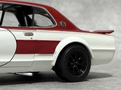 1:18 Nissan Skyline 2000 GT-R KPGC10 Racing Catalogue V- Kyosho