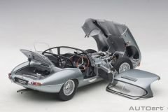 1:18 Jaguar E Type Lightweight Removable Top - Autoart