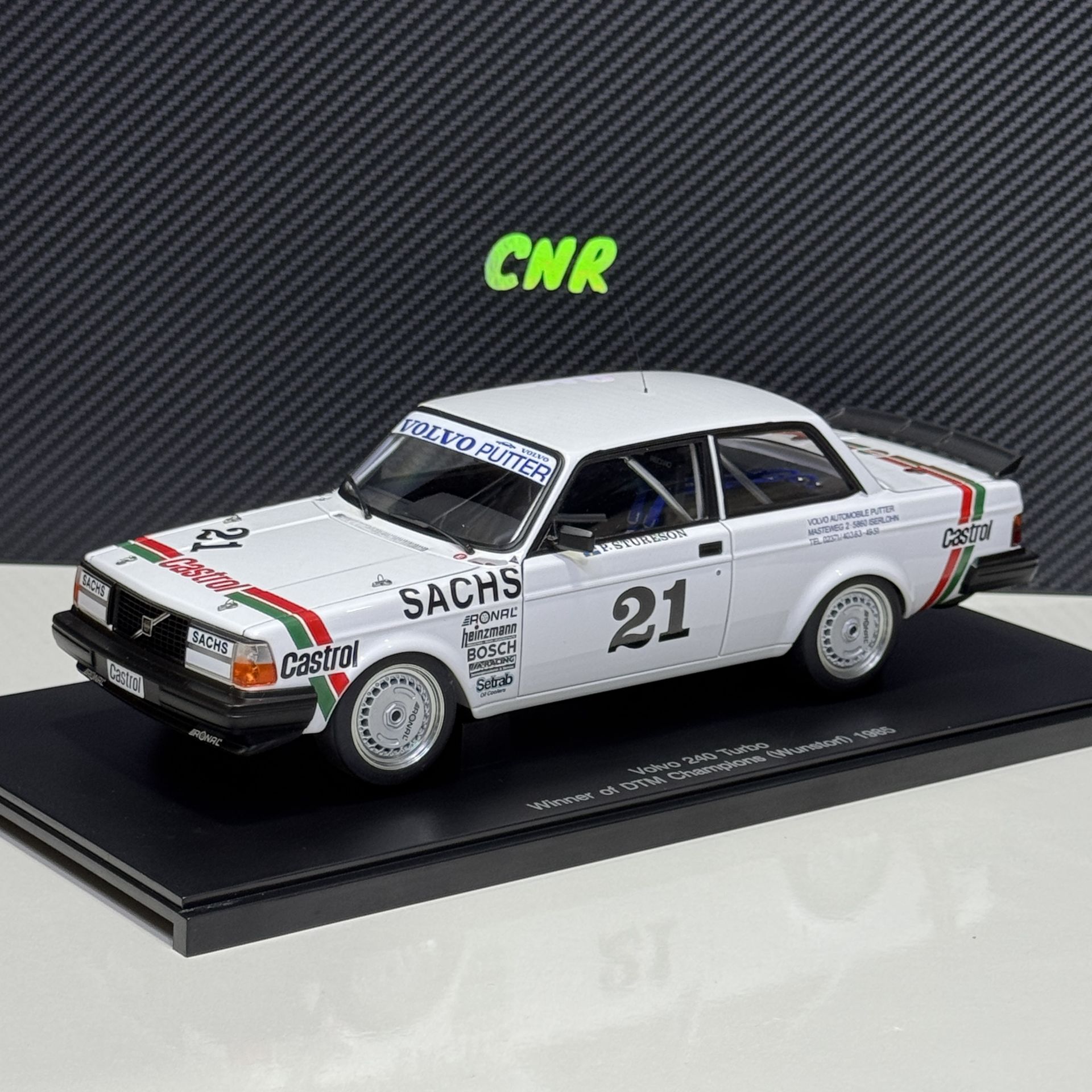 1:18 Ölçek Volvo 240 Turbo Winner 1975 DTM - Autoart Millennium