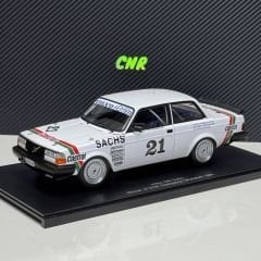 1:18 Ölçek Volvo 240 Turbo Winner 1975 DTM - Autoart Millennium