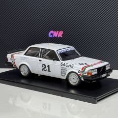 1:18 Ölçek Volvo 240 Turbo Winner 1975 DTM - Autoart Millennium