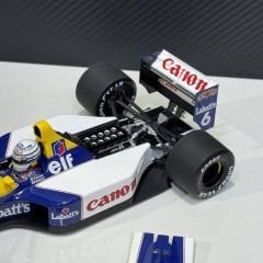 1:18 Williams Renault FW14 Riccardo Patrese 1991 - Minichamps