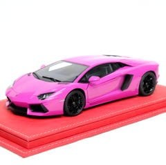 1:18 Lamborghini Aventador LP700-4 Pink 2011 - Autoart