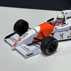 1:18 McLaren Peugeot MP4/9 1994 Brundle - Minichamps