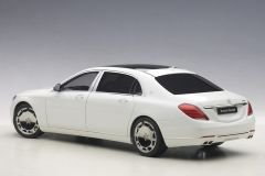 1:18 Mercedes-Maybach S Class S600 SWB White 76291 - Autoart