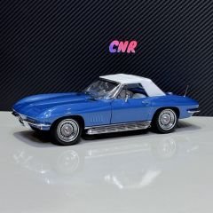 1:18 Chevrolet Corvette Sting Ray 1967 - Motorbox Exoto