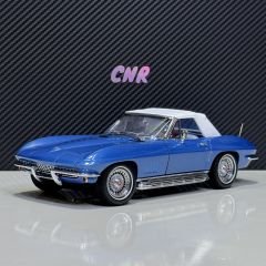 1:18 Chevrolet Corvette Sting Ray 1967 - Motorbox Exoto