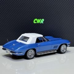 1:18 Chevrolet Corvette Sting Ray 1967 - Motorbox Exoto