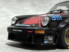 1:18 Porsche 934 RSR JMS Le Mans 1977 - Exoto Racing Legends