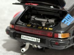 1:18 Porsche 934 RSR JMS Le Mans 1977 - Exoto Racing Legends