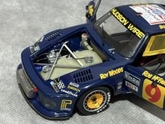 1:18 Porsche 935 Turbo Budweiser 1979 Sebring Winner - Exoto