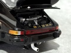 1:18 Porsche 934 RSR Turbo Black 1976 - Exoto Racing Legends