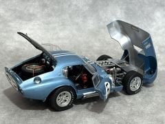 1:18 Shelby Cobra Daytona Coupe 1964 Le Mans Class Winner - EXOTO RLG