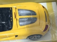 1:18 Porsche Carrera GT 2004 Speed Yellow - Make Up