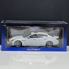 1:18 Maserati Quattroporte GTS 2015 Alpi White - Autoart