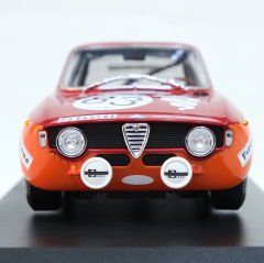 1:18 Ölçek 1972 Alfa Romeo 1300 GTA - Minicahmps