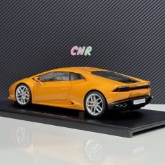 1:18 Lamborghini Huracan LP610-4 Orange 2014- Autoart
