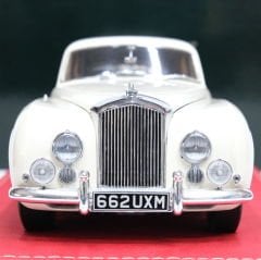 1:18 Ölçek 1954 Bentley R Type Continental - Minichamps