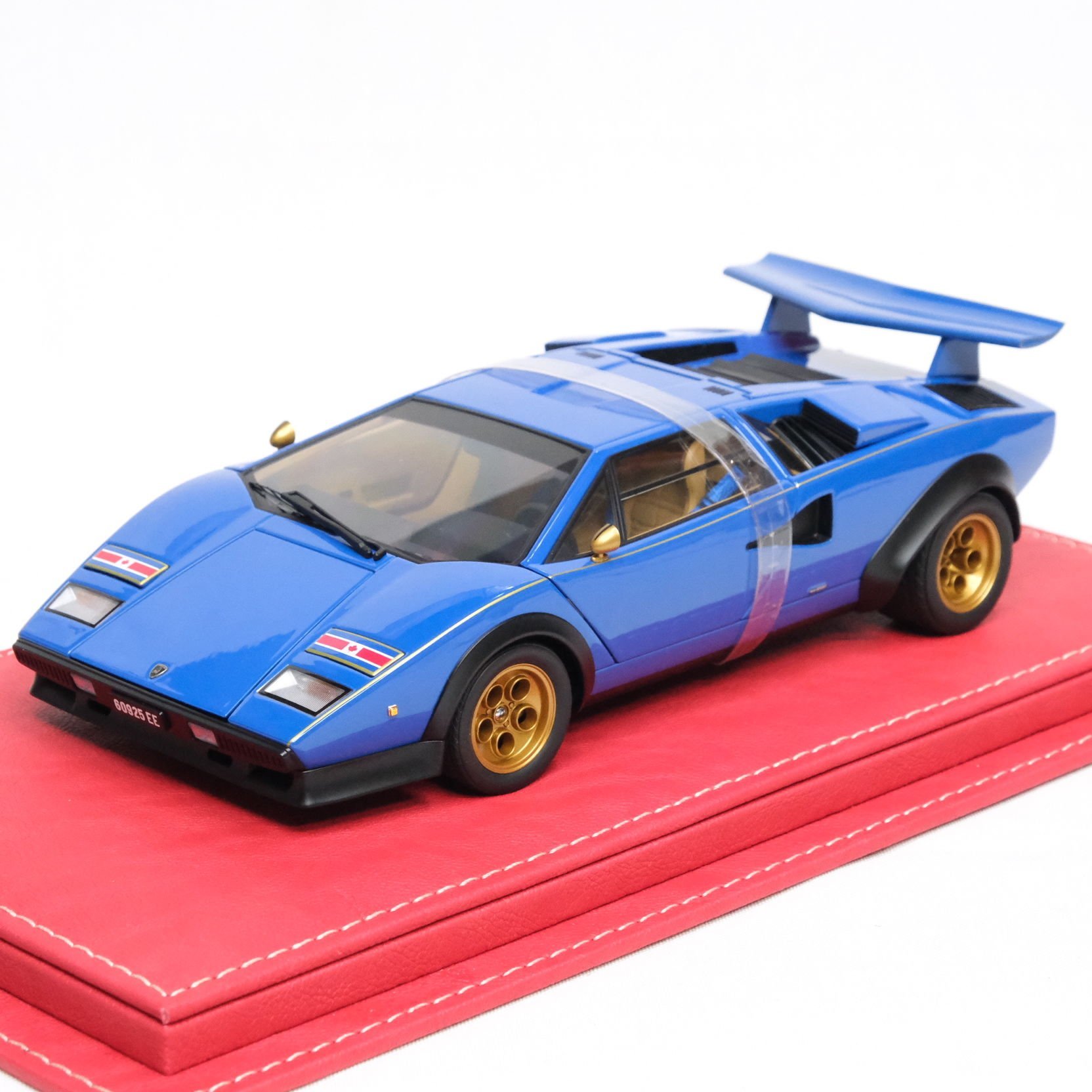 1:18 Lamborghini Countach LP5000S Walter Wolf Edt. Blue - Autoart Signature